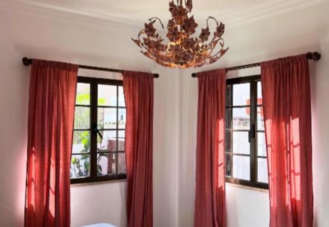 Villa à Faro - Villa Sunshine | 5 Chambres | Ensoleillé | Faro
