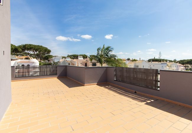 Villa à Vilamoura - Vila Nadiana | 3 Chambres | Près de Pinhal Golf | Vilamoura