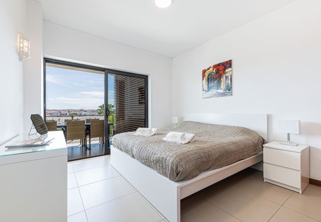 Appartement à Lagos - Marina Village | Piscina | Garagem Appartement à Lagos - Marina Village | Piscina | Garagem