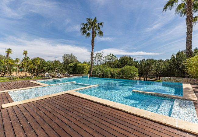 Appartement à Lagos - Marina Village | Piscina | Garagem Appartement à Lagos - Marina Village | Piscina | Garagem