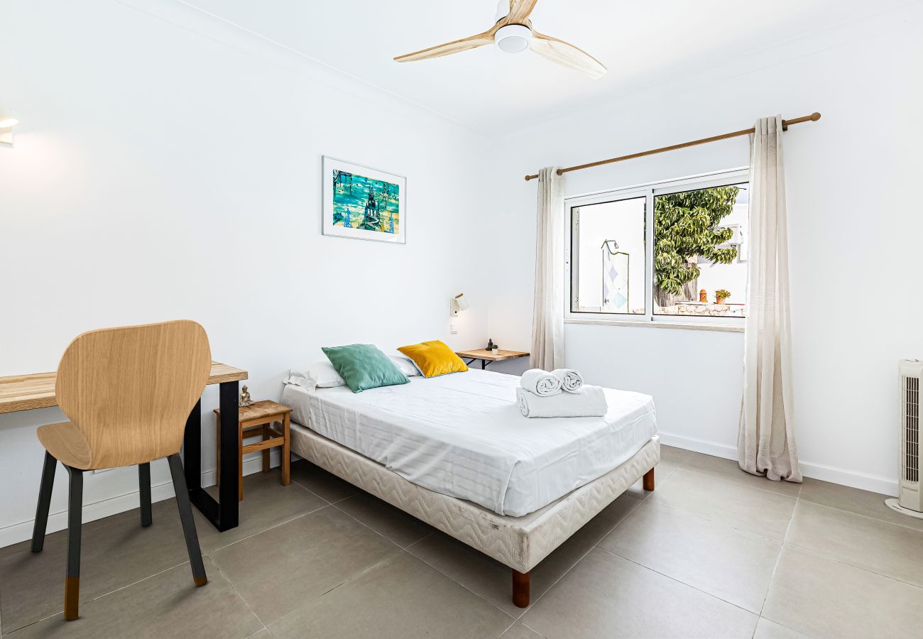 Villa à Lagos - Chilling in Lagos: Location | Pool | BBQ | Friends 