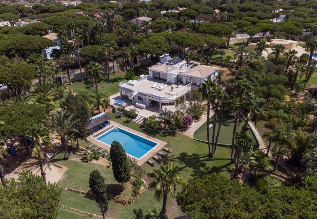 villa à Vilamoura - Villa Natura | 6 Chambres | Villa Spectaculaire avec Jardin Spacieux | Vilamoura