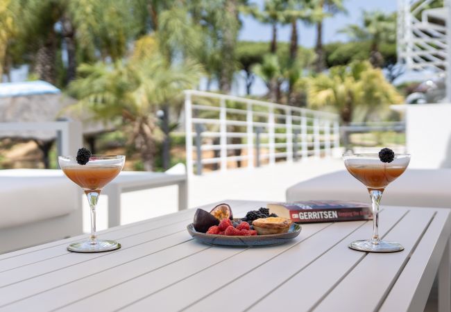 Villa à Vilamoura - Villa Natura | 6 Chambres | Villa Spectaculaire avec Jardin Spacieux | Vilamoura Villa à Vilamoura - Villa Natura | 6 Chambres | Villa Spectaculaire avec Jardin Spacieux | Vilamoura