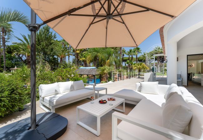 Villa à Vilamoura - Villa Natura | 6 Chambres | Villa Spectaculaire avec Jardin Spacieux | Vilamoura Villa à Vilamoura - Villa Natura | 6 Chambres | Villa Spectaculaire avec Jardin Spacieux | Vilamoura