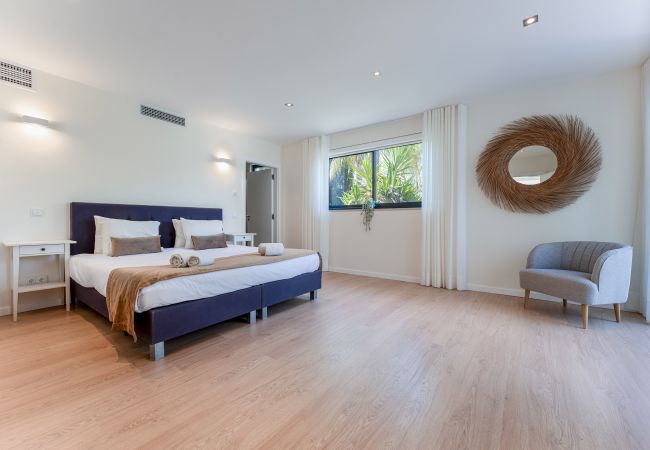 Villa à Vilamoura - Villa Natura | 6 Chambres | Villa Spectaculaire avec Jardin Spacieux | Vilamoura Villa à Vilamoura - Villa Natura | 6 Chambres | Villa Spectaculaire avec Jardin Spacieux | Vilamoura