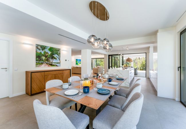 Villa à Vilamoura - Villa Natura | 6 Chambres | Villa Spectaculaire avec Jardin Spacieux | Vilamoura Villa à Vilamoura - Villa Natura | 6 Chambres | Villa Spectaculaire avec Jardin Spacieux | Vilamoura