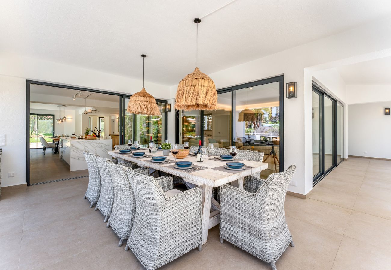 Villa à Vilamoura - Villa Natura | 6 Chambres | Villa Spectaculaire avec Jardin Spacieux | Vilamoura