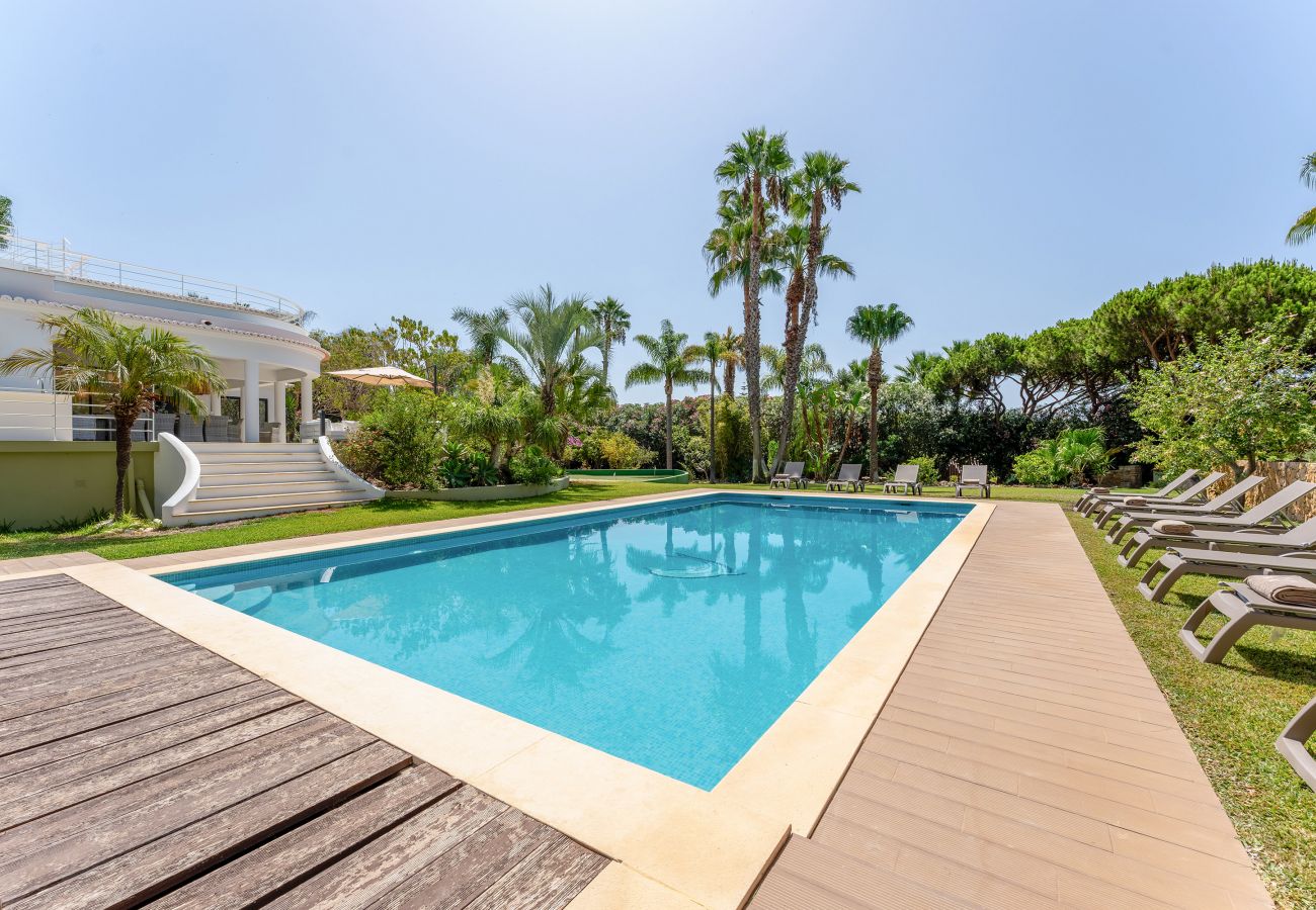 Villa à Vilamoura - Villa Natura | 6 Chambres | Villa Spectaculaire avec Jardin Spacieux | Vilamoura