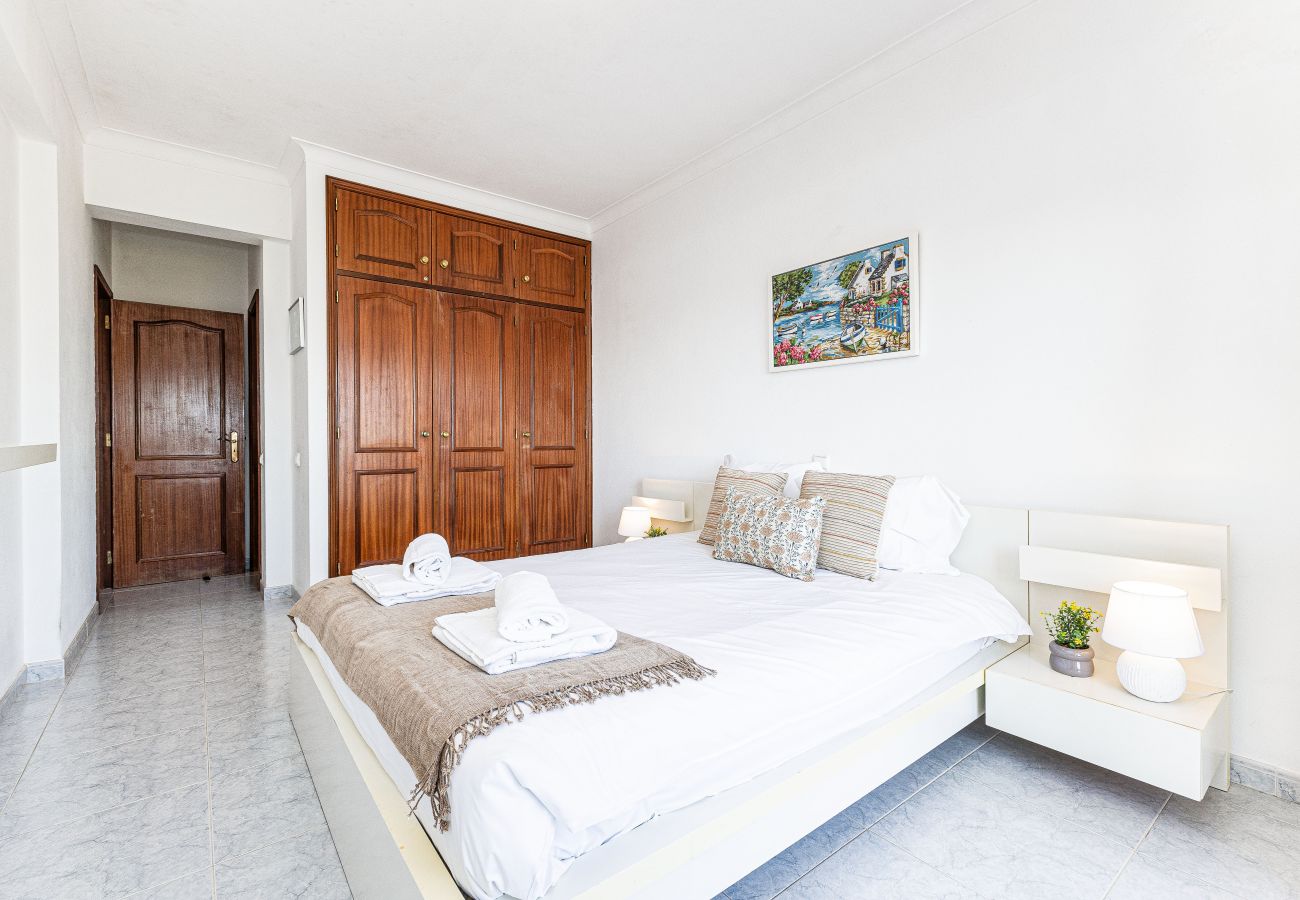 Appartement à Lagos - Lagos: Sea View | Near the City Center | AC