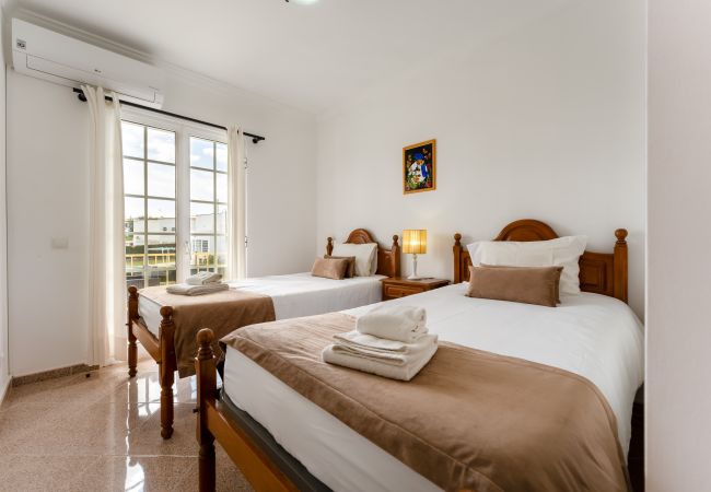 Maison mitoyenne à Albufeira - Casa Pimenta | 5 Chambres | Centrale | Olhos de Água Maison mitoyenne à Albufeira - Casa Pimenta | 5 Chambres | Centrale | Olhos de Água