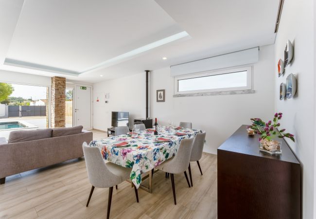 Villa à Faro - Villa Almargens | 3 Chambres | Campagne | São Brás Alportel Villa à Faro - Villa Almargens | 3 Chambres | Campagne | São Brás Alportel