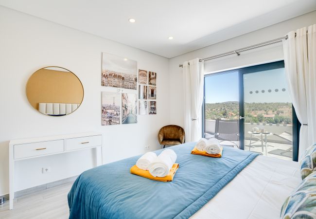 Villa à Loulé - Quinta do Cerro | 4 Chambres | Calme | Loulé Villa à Loulé - Quinta do Cerro | 4 Chambres | Calme | Loulé