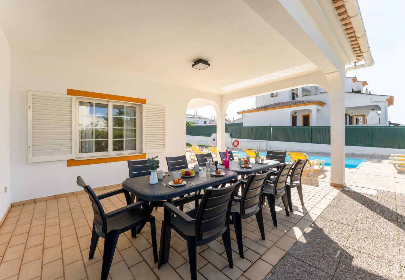 Villa à Albufeira - Villa Girassol | 5 Chambres | Central | Albufeira