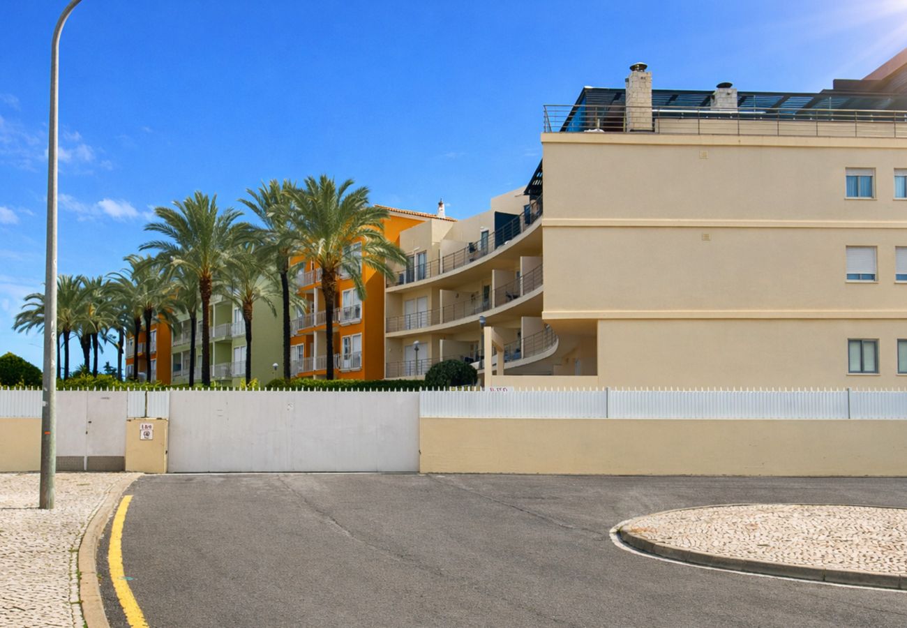 Appartement à Albufeira - Penthouse Grand Noir | Jacuzzi extérieur | Près d'Oura