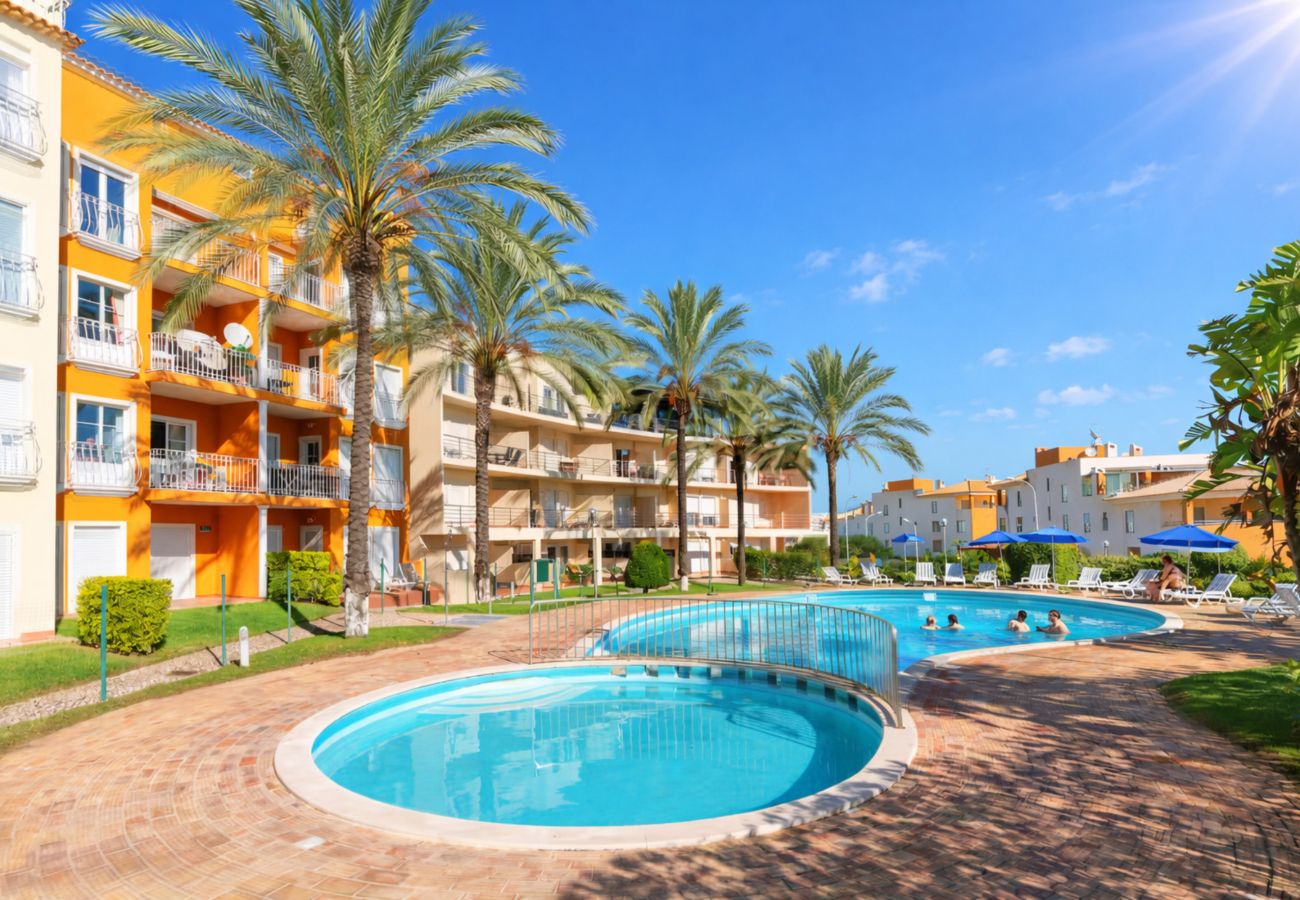 Appartement à Albufeira - Penthouse Grand Noir | Jacuzzi extérieur | Près d'Oura