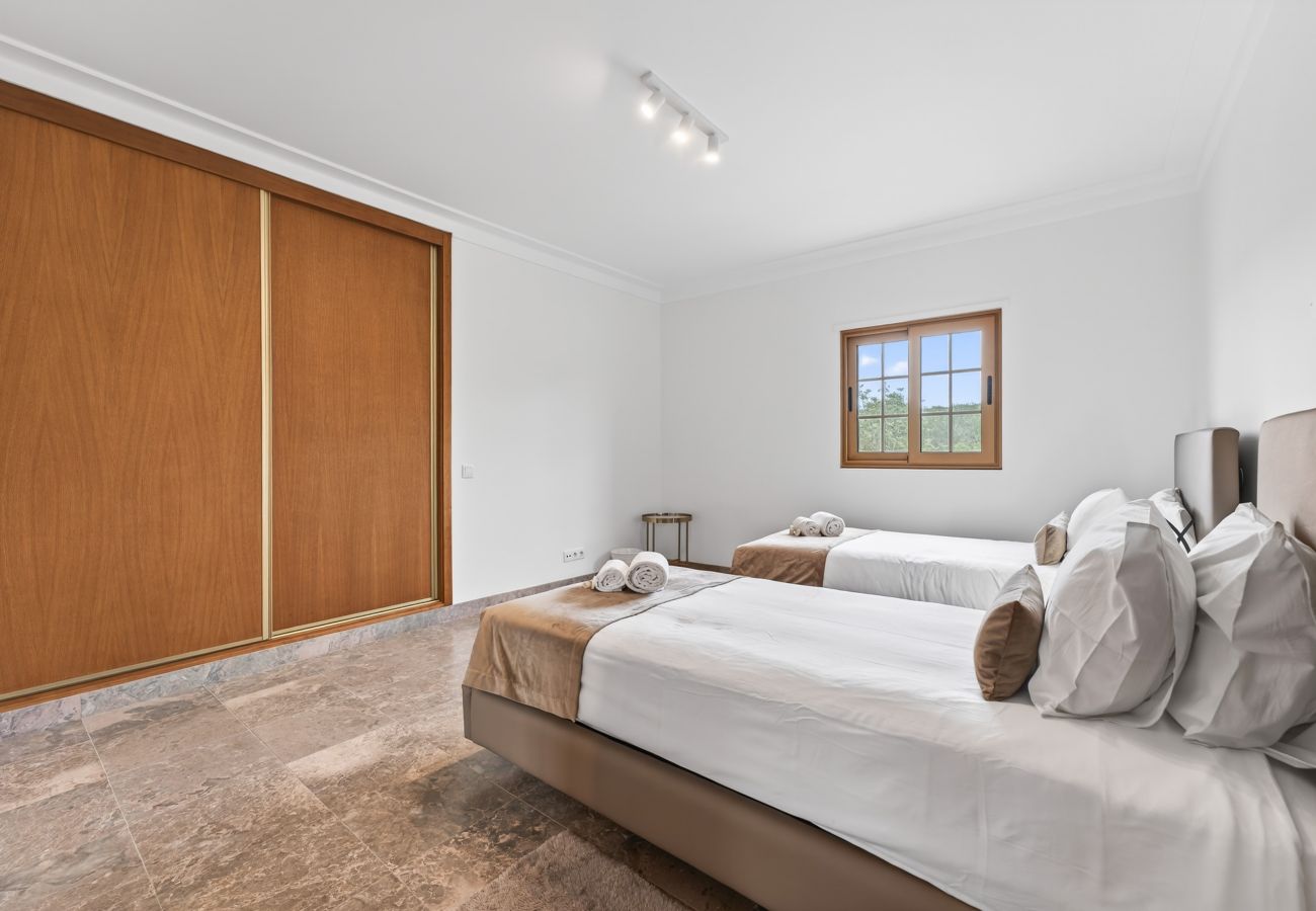 Villa à São Brás de Alportel - Villa Horizonte | 5 chambres | Vue panoramique | São Brás de Alportel