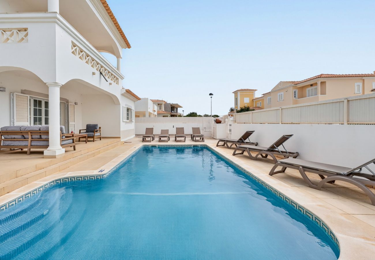 Villa à Albufeira - Villa Féliz | 4 chambres | Près du port de plaisance | Albufeira