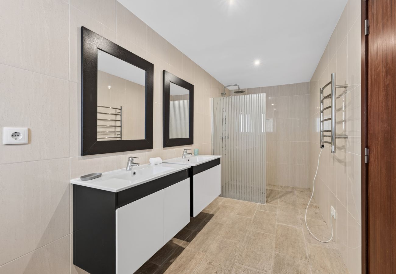 Villa à Carvoeiro - Villa Ursa | 6 chambres | Jacuzzi | Benagil