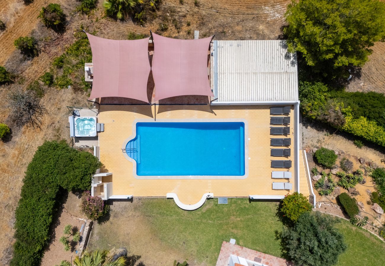 Villa à Carvoeiro - Villa Ursa | 6 chambres | Jacuzzi | Benagil