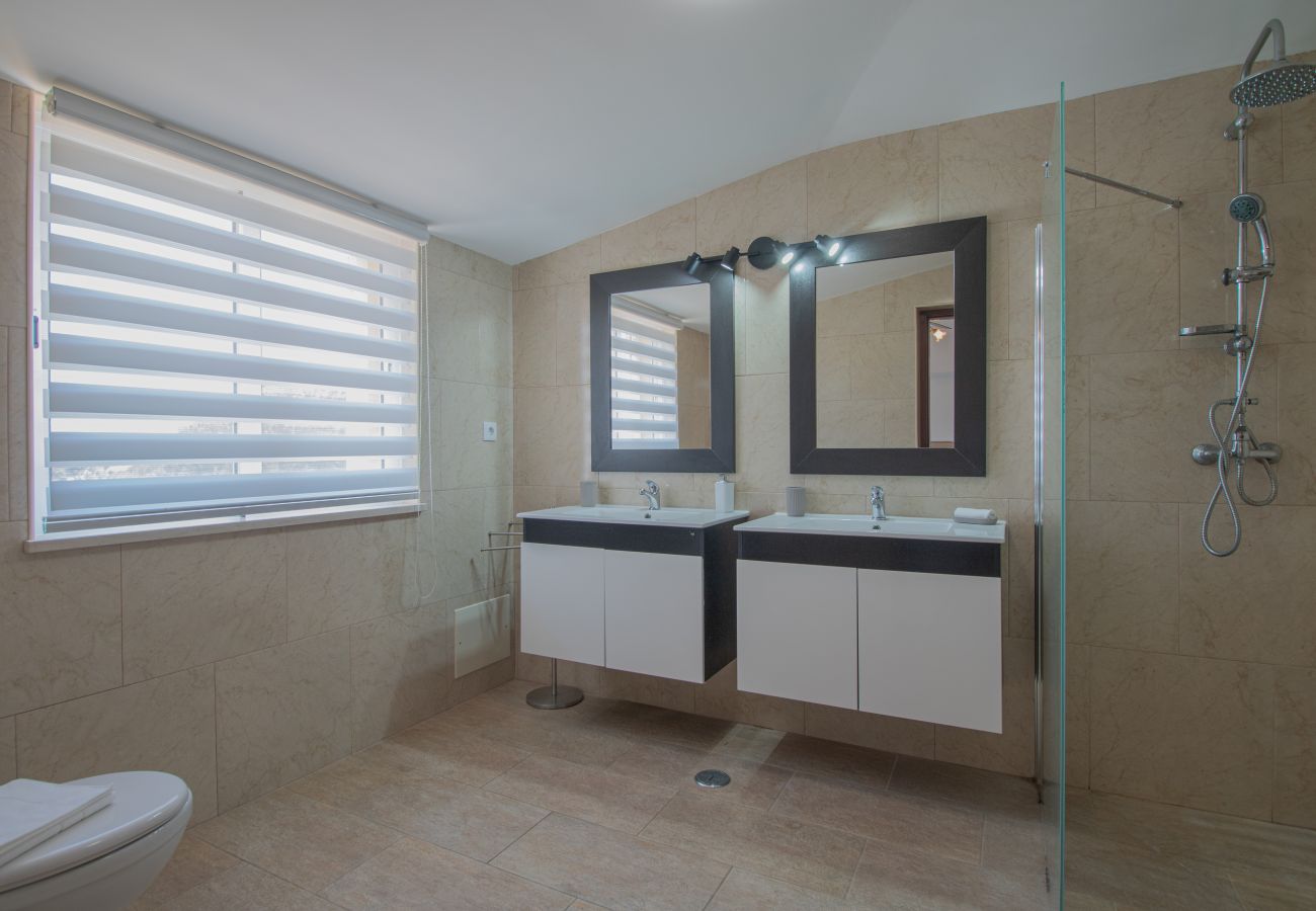 Villa à Carvoeiro - Villa Paraiso | 6 chambres | Jacuzzi | Carvoeiro