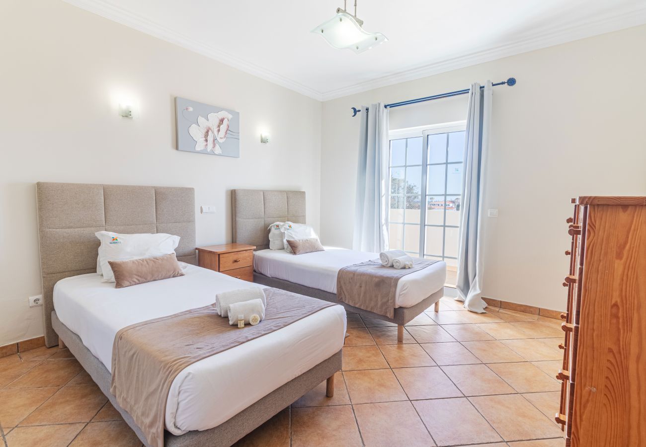 Villa à Albufeira - Villa Tulipa | 4 Chambres | Piscine Privée| Albufeira