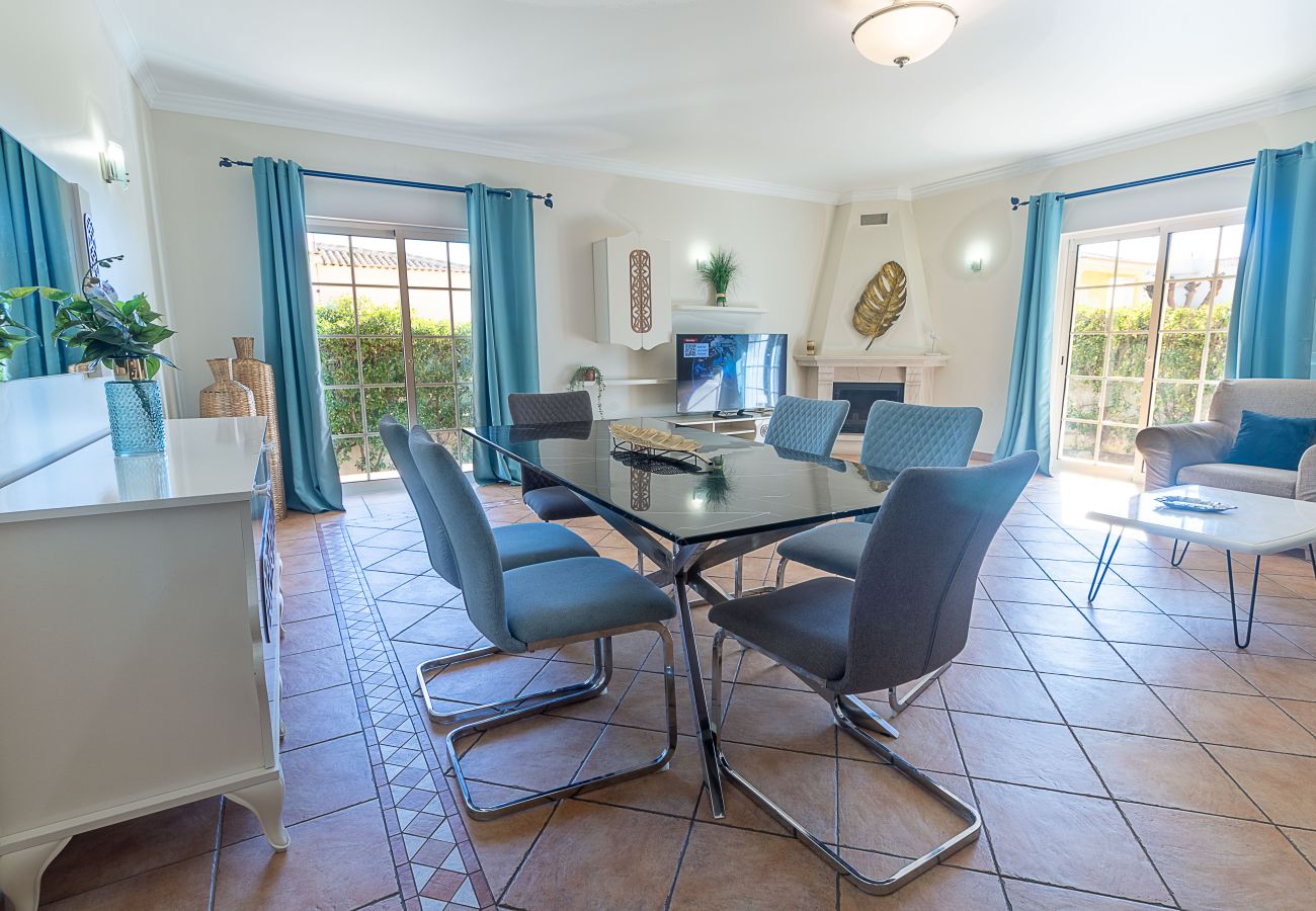 Villa à Albufeira - Villa Tulipa | 4 Chambres | Piscine Privée| Albufeira