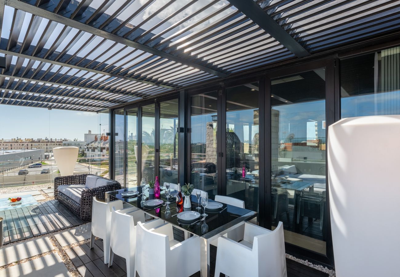 Appartement à Albufeira - Penthouse Grand Noir | Jacuzzi extérieur | Près d'Oura