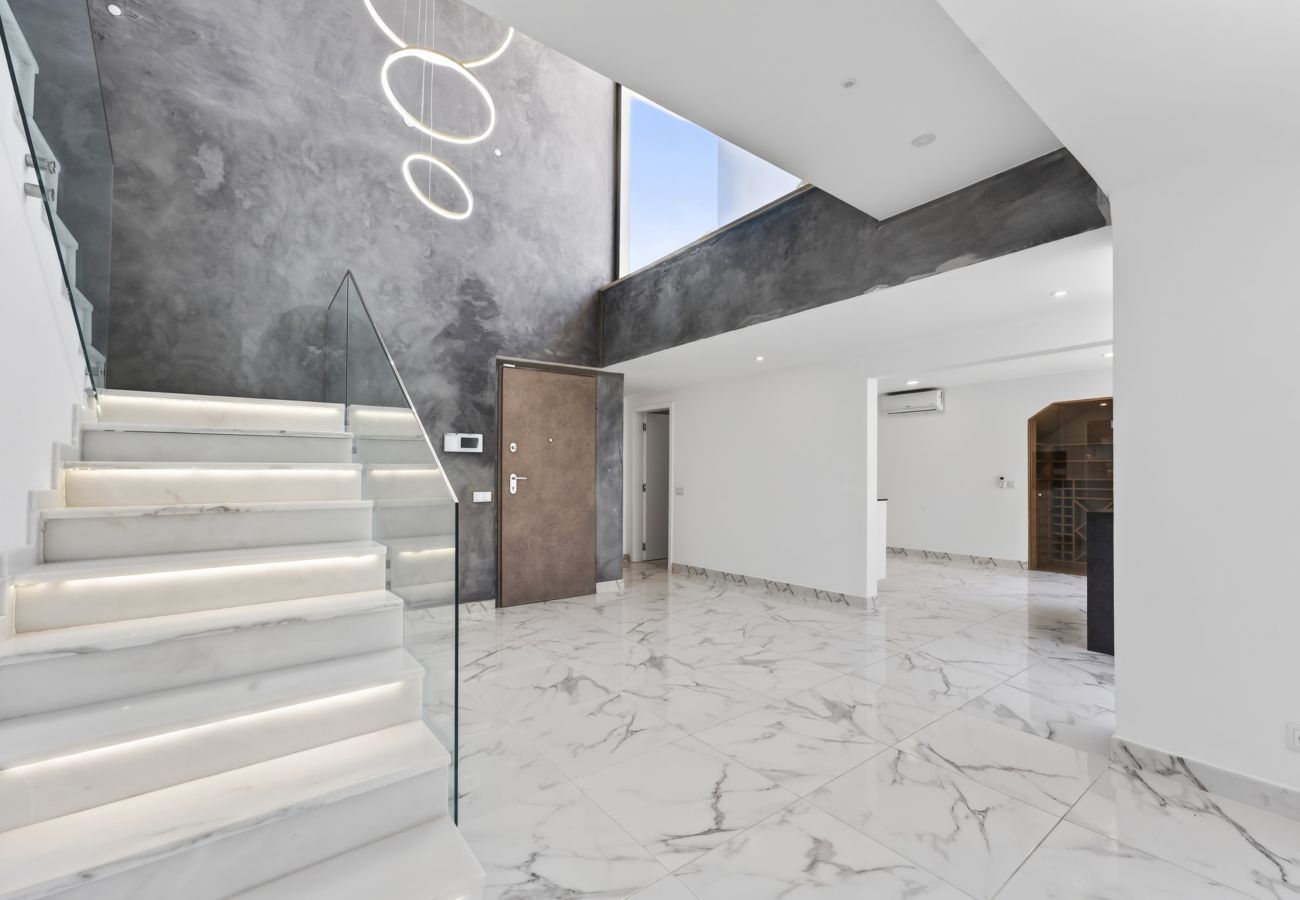 Villa à Guia - Villa Alegria | 10 pax | Jacuzzi | Salgados