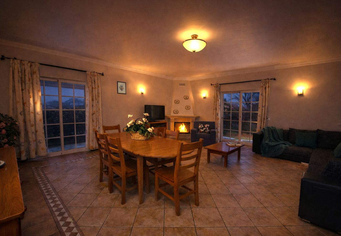 Villa in Albufeira - Villa Tulipa