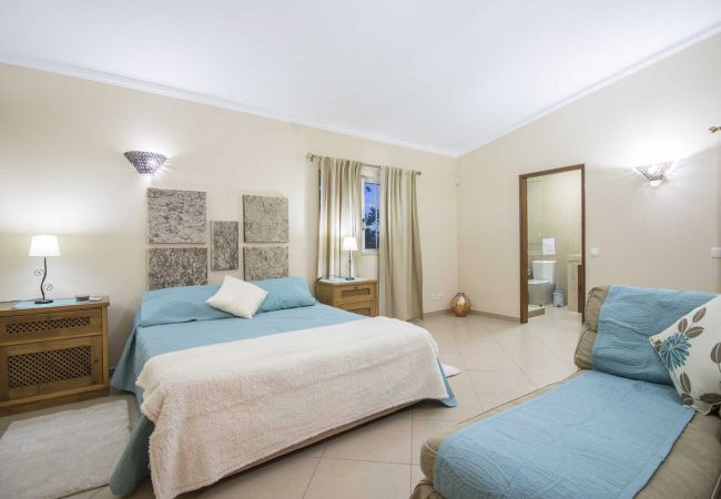 Villa in Estoi - Villa Panorâmica Villa in Estoi - Villa Panorâmica