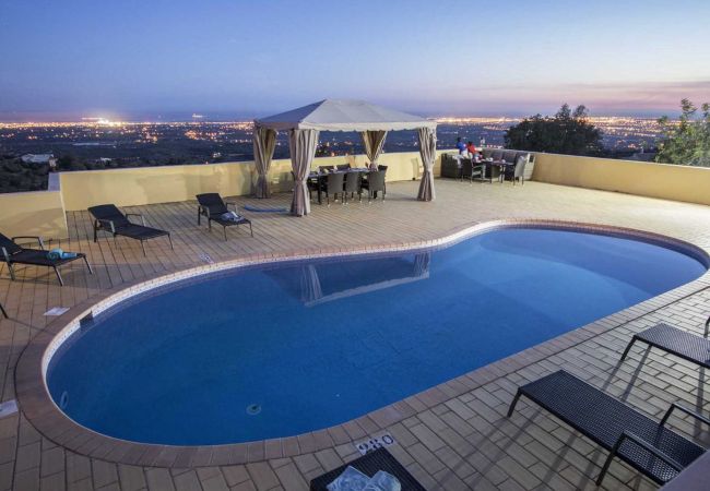 Villa in Estoi - Villa Panorâmica Villa in Estoi - Villa Panorâmica