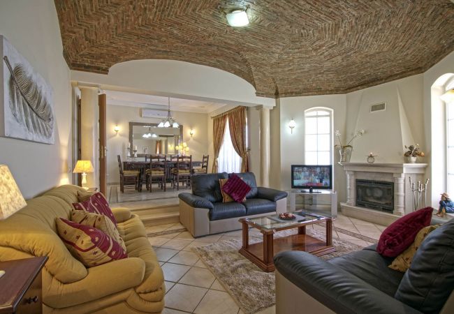 Villa in Boliqueime - Quinta das Laranjeiras Villa in Boliqueime - Quinta das Laranjeiras