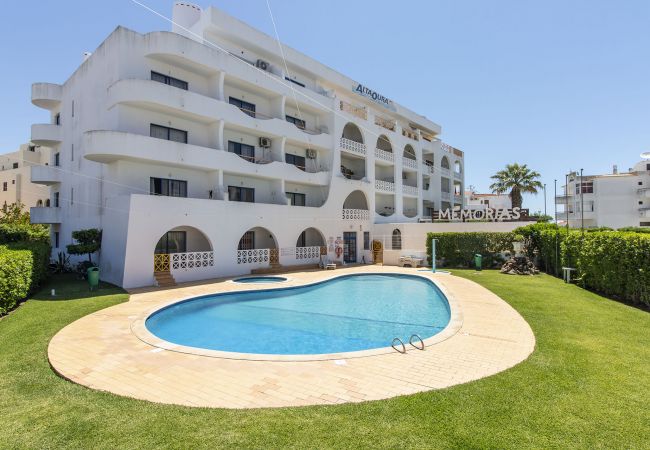 Apartment in Albufeira - Apartamento Caju Apartment in Albufeira - Apartamento Caju