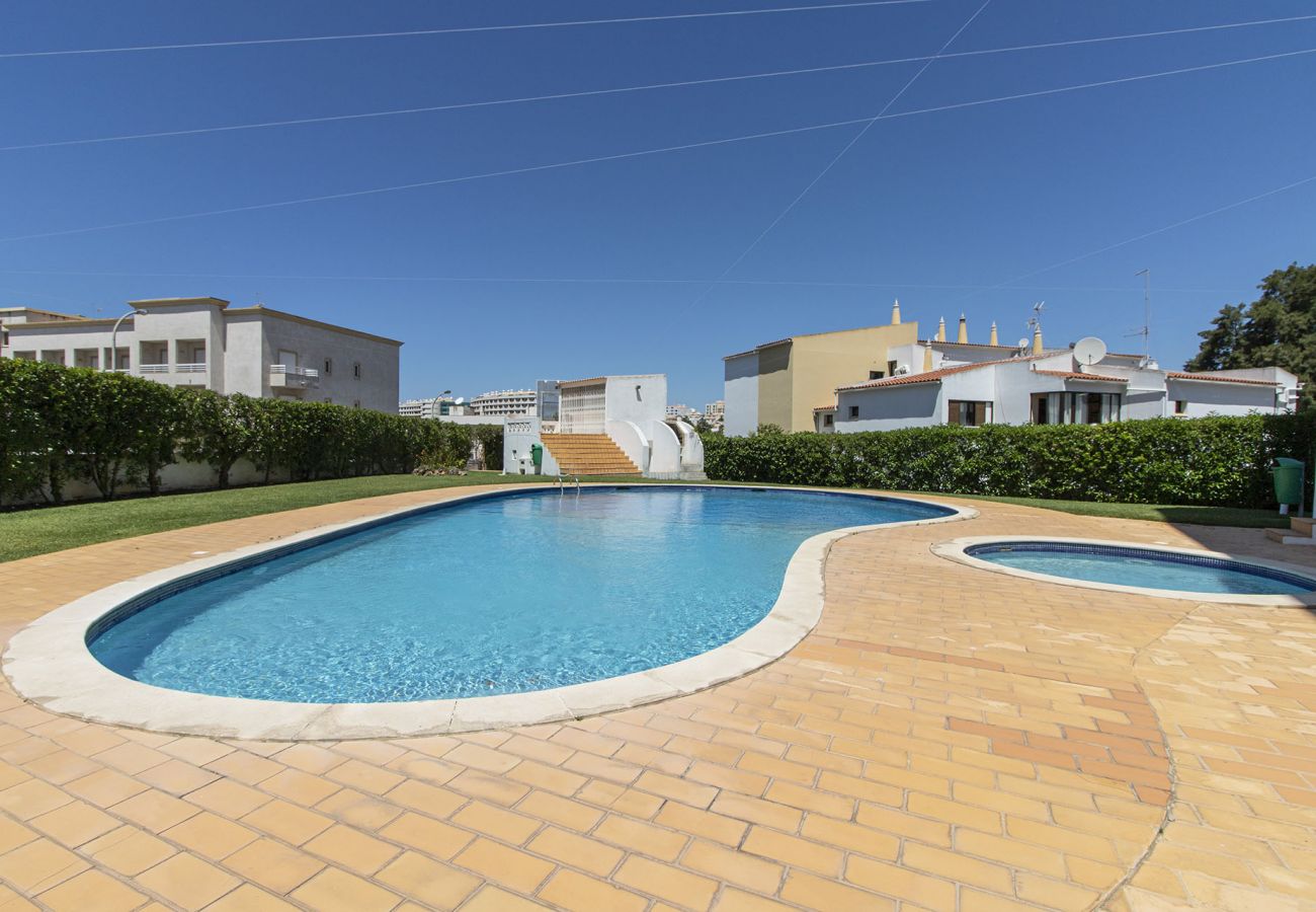 Apartment in Albufeira - Apartamento Caju