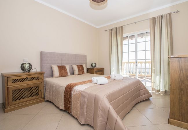 Villa in Estoi - Villa Florêncio Villa in Estoi - Villa Florêncio