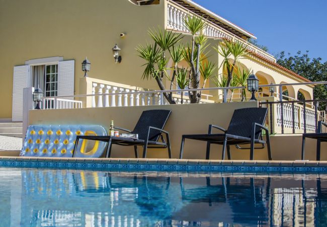 Villa in Estoi - Villa Florêncio Villa in Estoi - Villa Florêncio