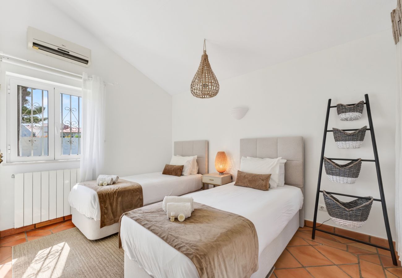 House in Albufeira - Casa na Falésia | 3 Bedrooms | Falésia Beach | Olhos de Água