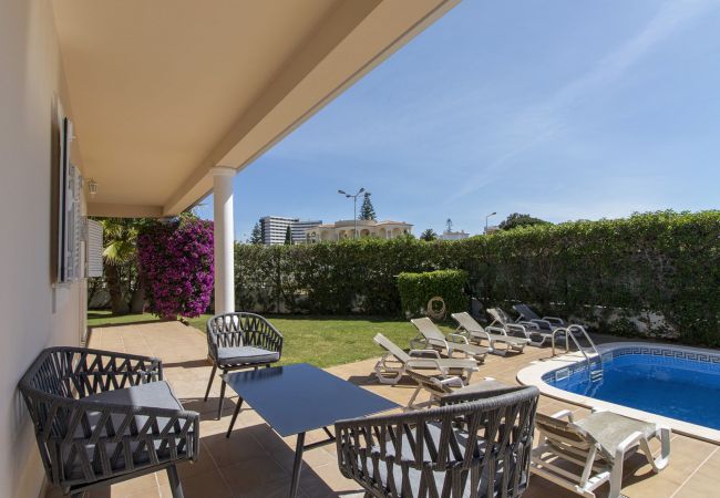 Villa em Albufeira - Villa Tulipa Villa em Albufeira - Villa Tulipa