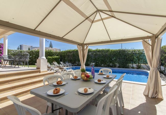 Villa em Albufeira - Villa Tulipa Villa em Albufeira - Villa Tulipa