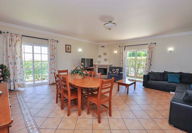 Villa em Albufeira - Villa Tulipa Villa em Albufeira - Villa Tulipa
