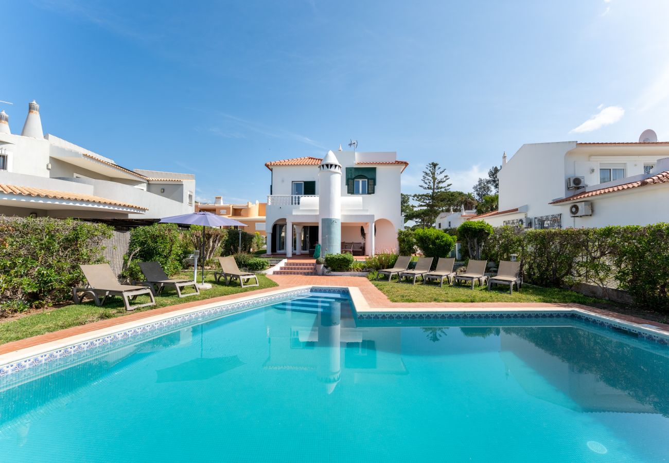 Villa em Vilamoura - Villa Jade | 4 Quartos | Piscina | Aldeia Velha | Vilamoura