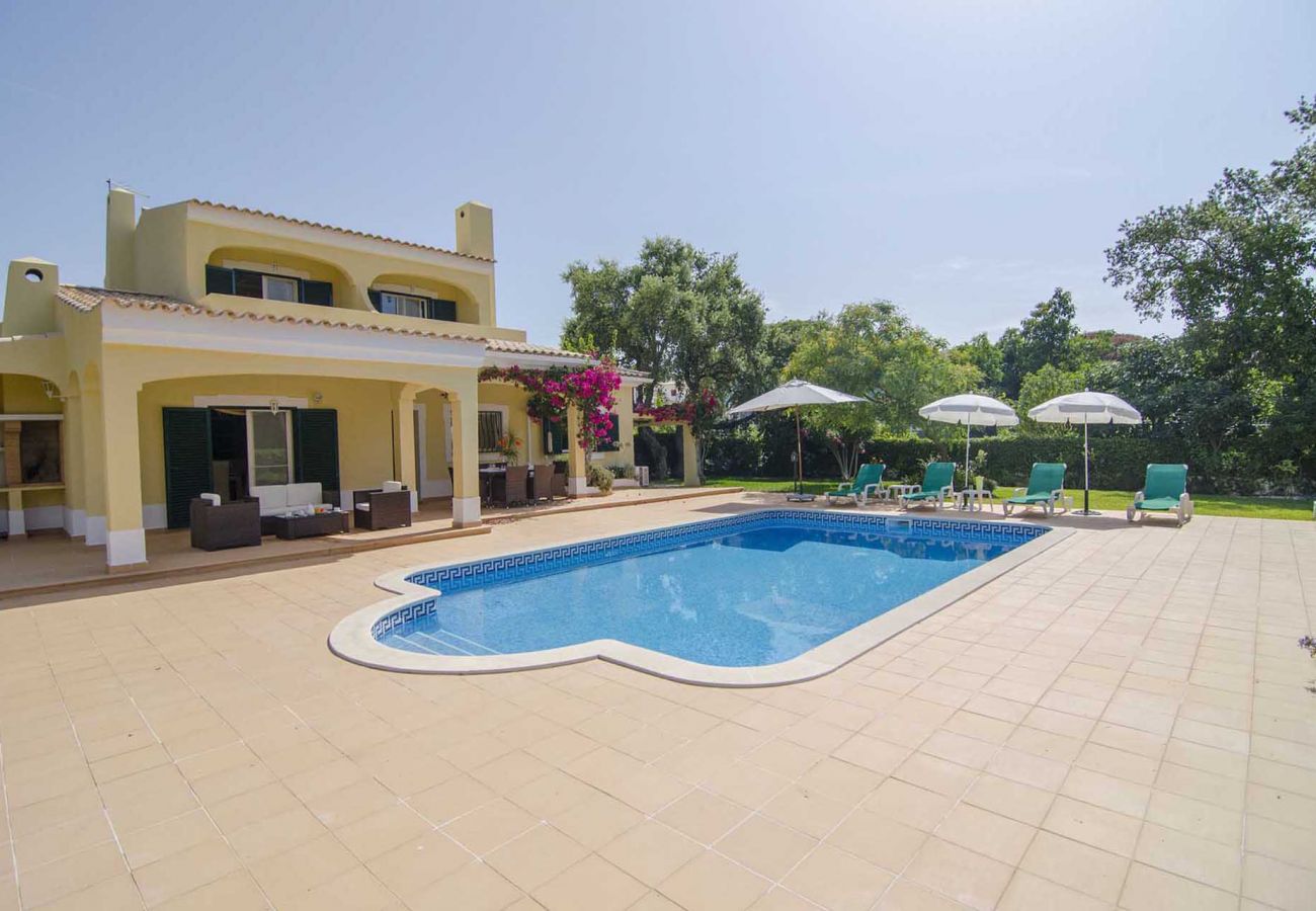 Villa em Vilamoura - Villa Bonita  | 3 Quartos | Perto do Aquashow | Vilamoura