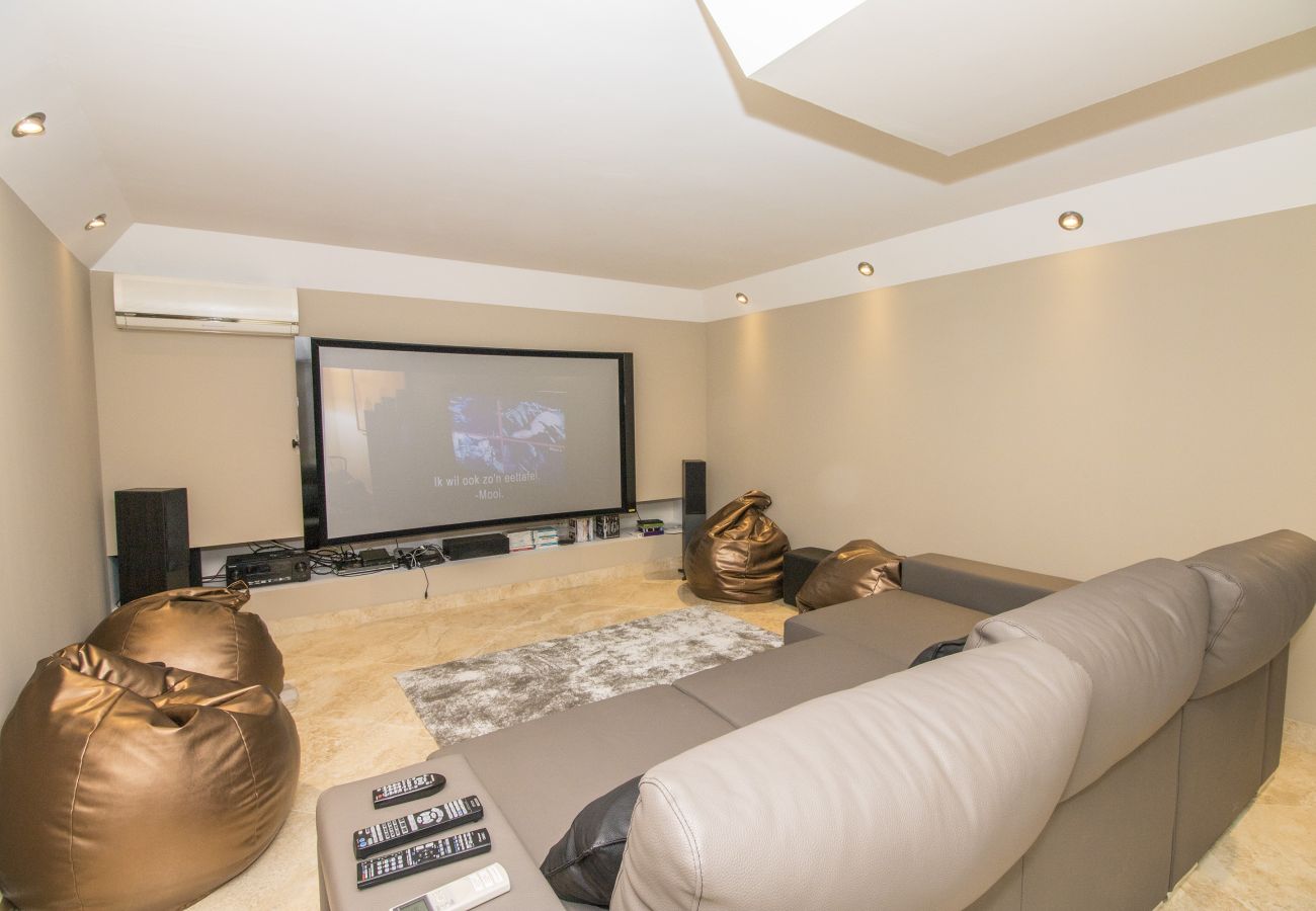 Villa em Vilamoura - Villa Hera | 6 Quartos | Jacuzzi Exterior e Muito Mais | Vilamoura