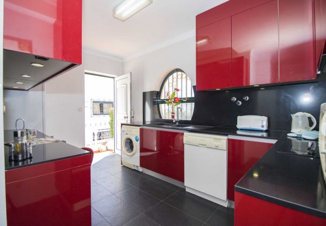 Villa em Vilamoura - Villa Jade | 4 Quartos | Piscina | Aldeia Velha | Vilamoura Villa em Vilamoura - Villa Jade | 4 Quartos | Piscina | Aldeia Velha | Vilamoura