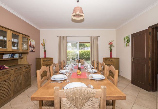 Villa em Vilamoura - Villa Anita | 5 Quartos | Privada | Vilamoura Villa em Vilamoura - Villa Anita | 5 Quartos | Privada | Vilamoura
