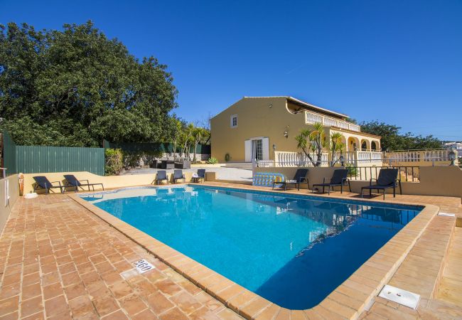 Villa em Estoi - Villa Florencio | 4 Quartos | Vistas Panorâmicas | Estói Villa em Estoi - Villa Florencio | 4 Quartos | Vistas Panorâmicas | Estói