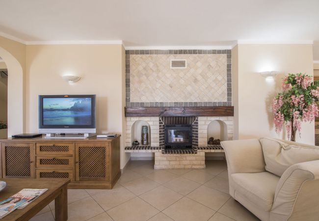 Villa em Estoi - Villa Florencio | 4 Quartos | Vistas Panorâmicas | Estói Villa em Estoi - Villa Florencio | 4 Quartos | Vistas Panorâmicas | Estói