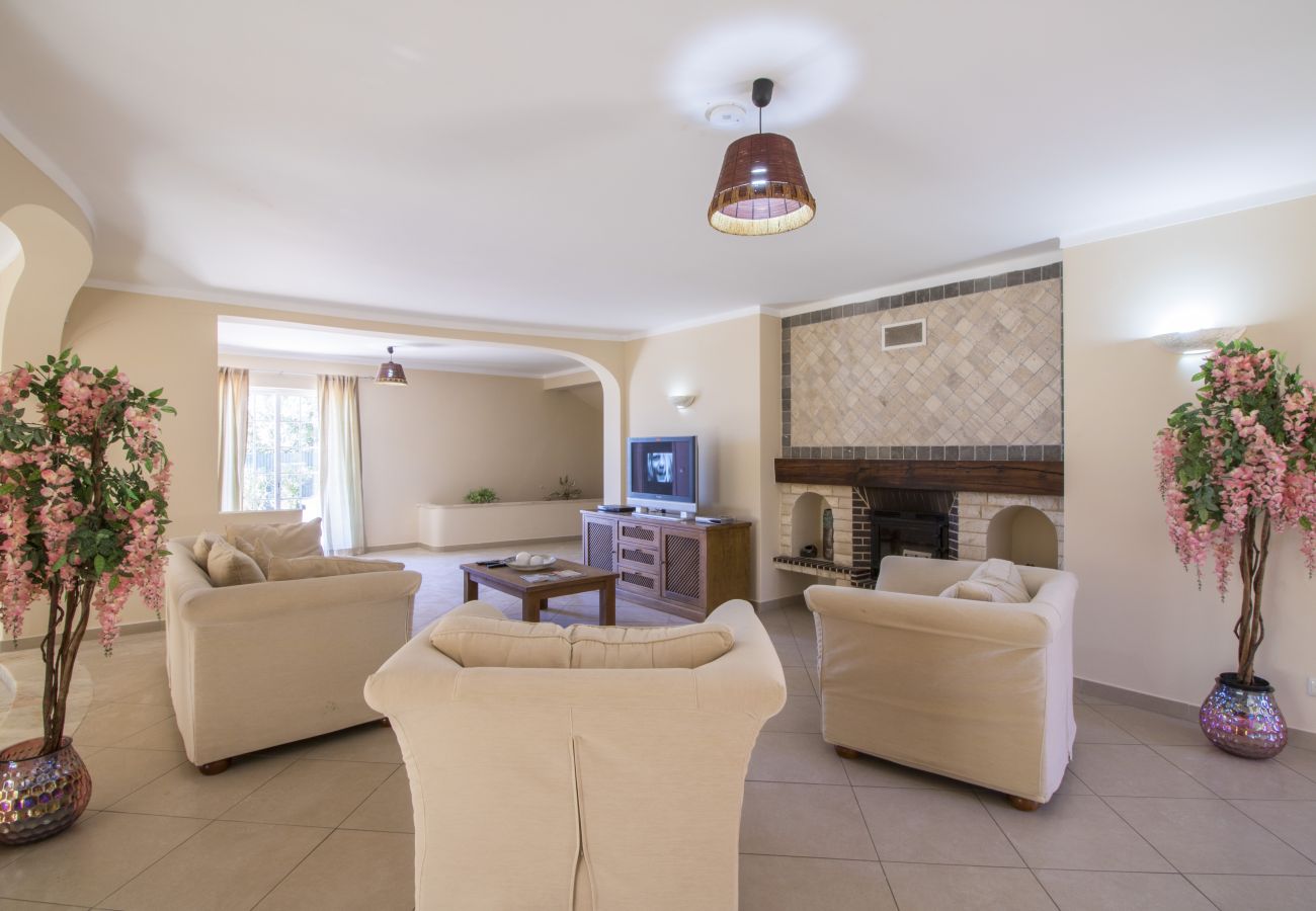 Villa em Estoi - Villa Florencio | 4 Quartos | Vistas Panorâmicas | Estói