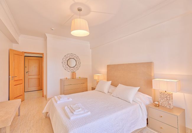 Apartamento em Porches - Quinta Palmeiras 2-3 R/C-B - GA-6260