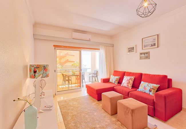 Apartamento em Porches - Quinta Palmeiras 2-3 R/C-B - GA-6260